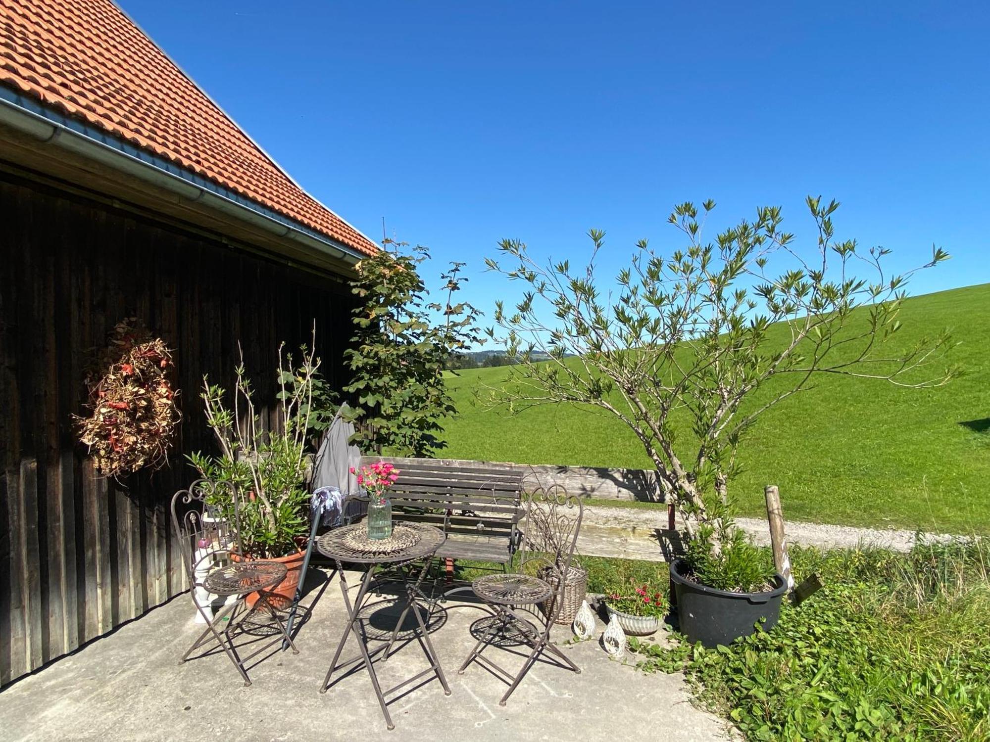 Allgaeu Cottage - Traumhafter Blick In Die Schweizer Berge Weiler-Simmerberg Exteriör bild